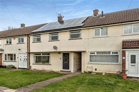 3 bed terraced house for sale in Kennet Drive, Bletchley, Milton Keynes ...