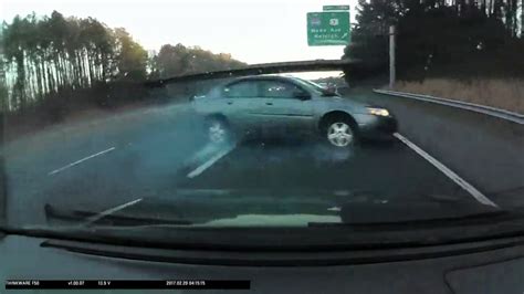 Watch Raleigh Driver Has Close Call On I 40 Abc11 Raleigh Durham