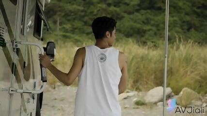 Han Nixi And Her Lover Escape The Party And Sneak Off To Fuck