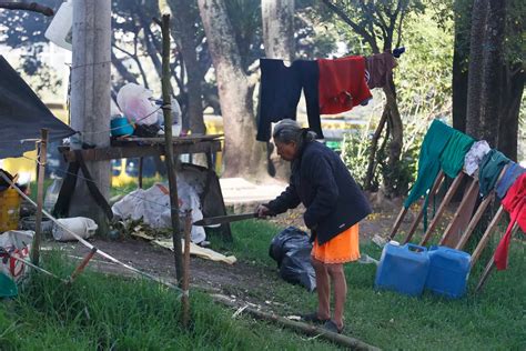 Indígenas Emberá asentados en el Parque Nacional de Bogotá regresarán a