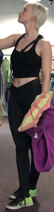 Pixie Blonde In Black Leggings Spandex Leggings Yoga Pants Forum
