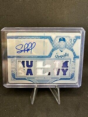 2022 Topps Triple Threads Salvador Perez White Whale Auto Relic Blue