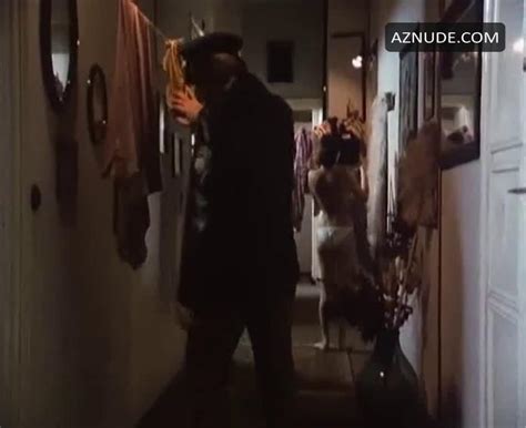 UTE WILLING Nude AZNude