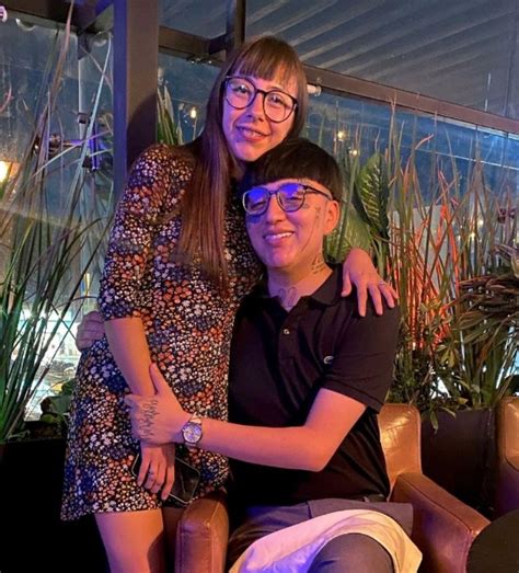 ¿qué Es El Poliamor La Relación Que Tiene Dani Flow Con Su Esposa Y