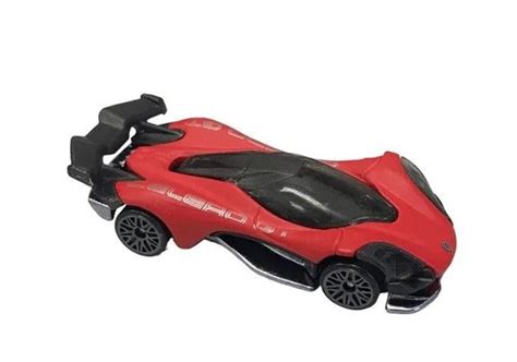 Машинка Hot Wheels игрушка Celero GT C4982 HKK55 купить с доставкой по выгодным ценам в