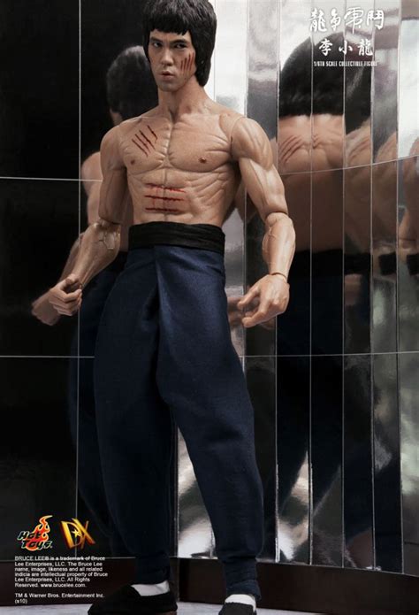 Enter The Dragon Bruce Lee Figure Hot Toys DX