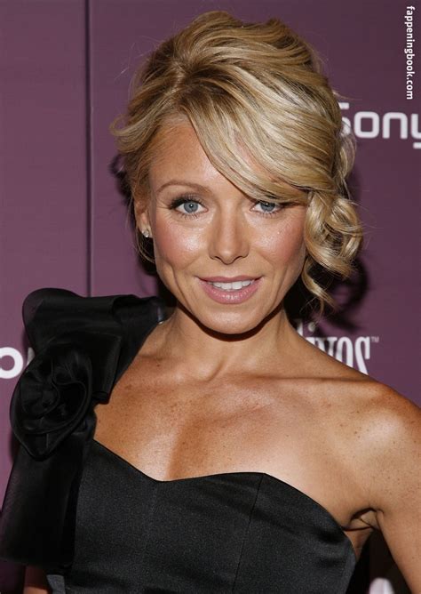 Kelly Ripa Nude Onlyfans Leaks Fappening Fappeningbook