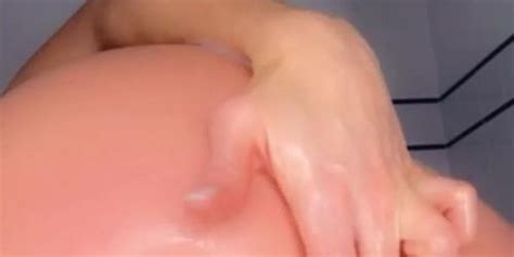 Fit MILF Bathtub Orgasms Tnaflix