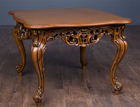 Журнальный столик в стиле Барокко "Мадонна"