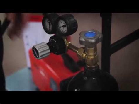 Сварка полуавтоматом для начинающих. Обучающее видео по сварке ...