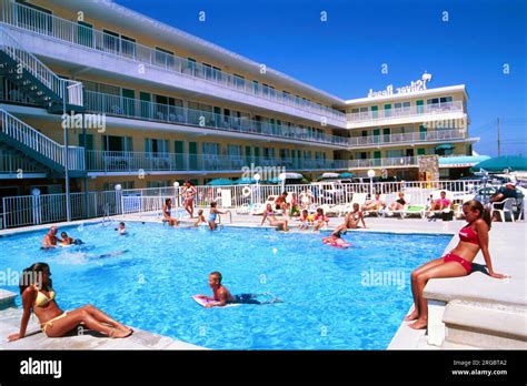 Silver Beach Motel Pool Hi Res Stock Photography And Images Alamy