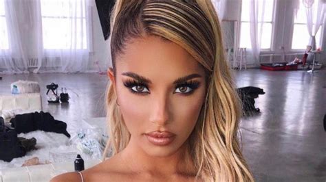 Sierra Skye Plastic Surgery Before And After Her Boob Job Surgery Lists