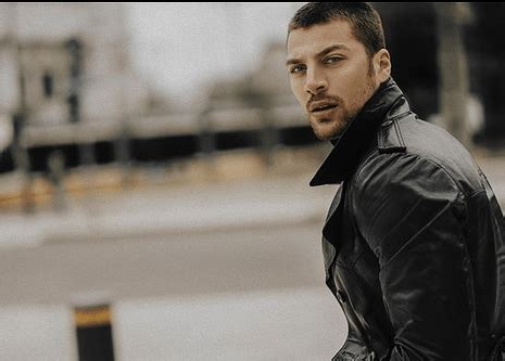 Is Simone Susinna Gay His Sexuality And Dating Life