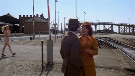 Naked Anne Magle In Agent In The Sign Of Scorpio