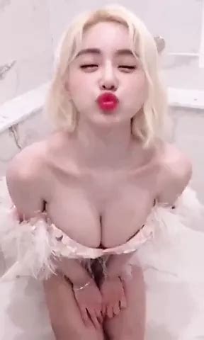 Dj Soda Kissing Kissing Porn Xhamster