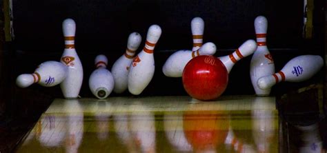 Pyramid Path Rising Pearl Bowling Ball Review - 2024