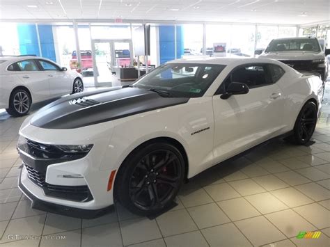 Summit White Chevrolet Camaro Ss Coupe Exterior Photo