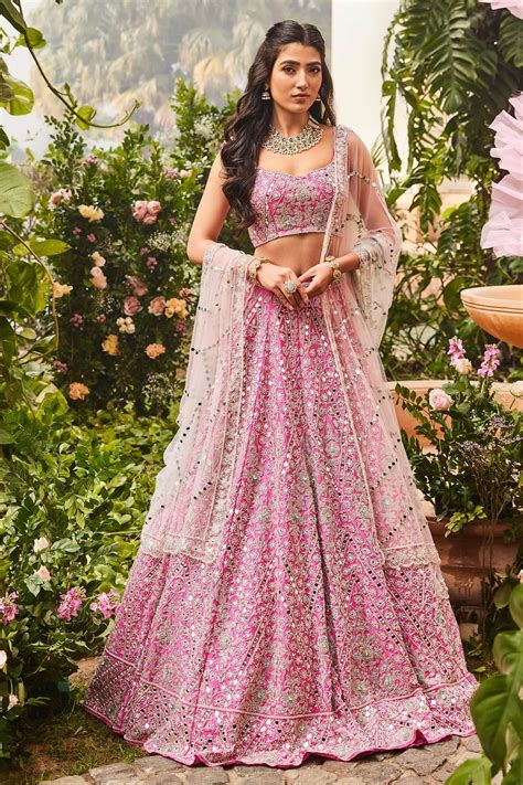 Buy Pink Raw Silk Embroidered Thread Work V Neck Floral Lehenga Set For