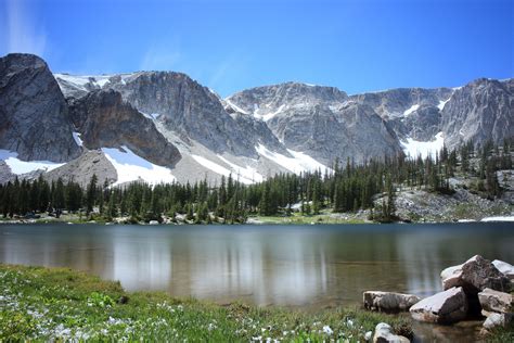 Mirror Lake Snowy Mountain Range Wy Overlooking Mirror Lake Onto