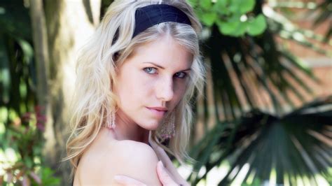 Iveta Vale Girl Blonde Hair Band Green Eyes Depth Of Field Wallpaper X Px