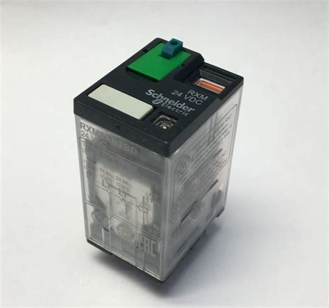 Schneider Electric RXM3AB2BD Relais miniature 3 contacts | electrique ...
