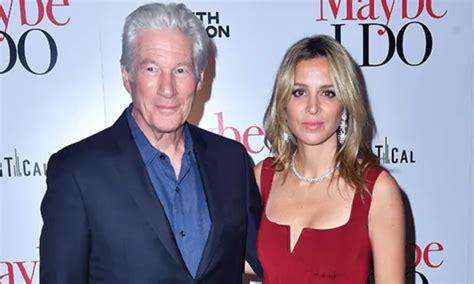 Richard Gere 33 years age difference: That's his wife Alejandra ...