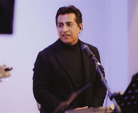 qamar saleem launches groundbreaking animated  video