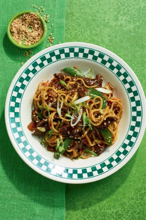 Slow Cooker Beef Chow Mein Easy Peasy Slow Cook
