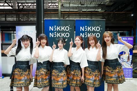 【画像】タイのアイドルグループ、お嫁さん検定合格！w