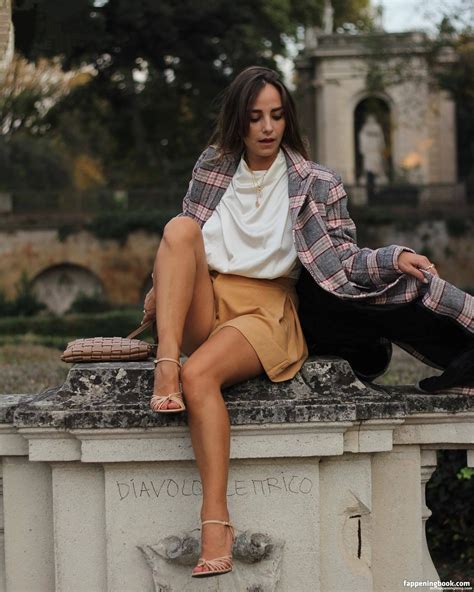 Irene Splendorini Nude OnlyFans Leaks Fappening FappeningBook