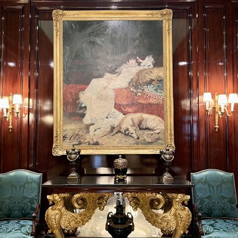 I Stayed At Four Luxury Hotels With Prime Views Of Paris — Here's What ...