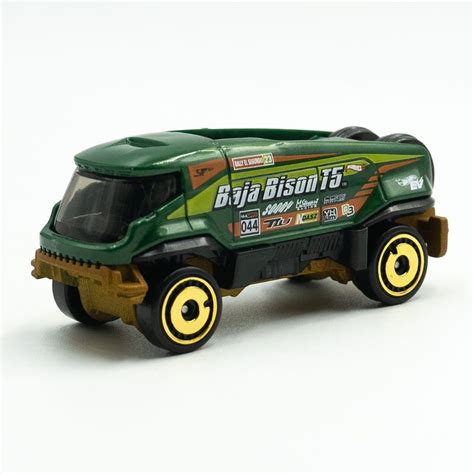 Машинка Hot Wheels БИЗОН Baja Bizon Коллекционная купить с доставкой по выгодным ценам в