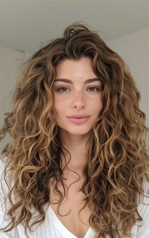 Curly Hair Step Cut Postoast