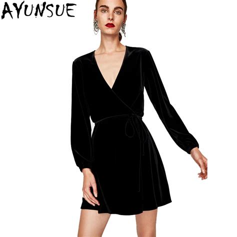 Ayunsue New 2018 Women Sexy Bandages Dress Black Velvet Bodycon Dresses