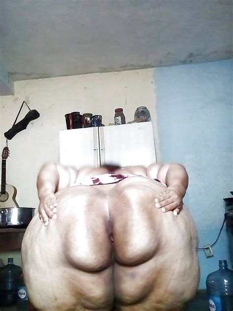 Spread Ass SSBBW Photo X Vid