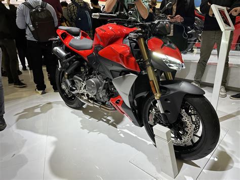 Ducati Streetfighter V Come Cambia La Naked Italiana Mondo Corsa