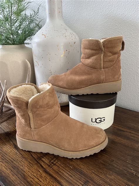 UGG Boots Kristin Sheepskin Wedge Ankle Chestnut Brown 1012497 150