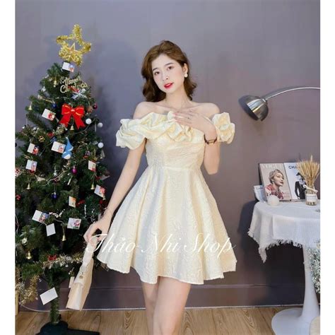 Mua Đầm nude gấm hoa nổi bẹt vai bèo phồng dư tiệc cưới mẫu thảo nhi
