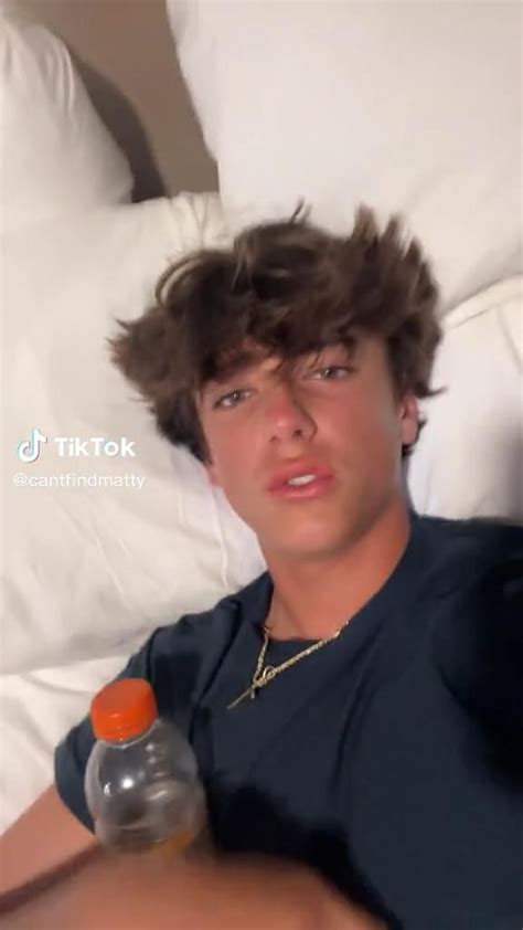 Pin By Gracie On Tiktoks Video Blonde Guys Cute Celebrity Guys Cute White Guys