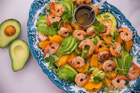 Fast BBQ Garlic Prawns With Avocado Salad - New Zealand Avocado