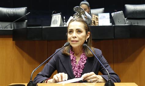 Senadora Josefina V Zquez Mota Para Referirse A Favor Del Proyecto De