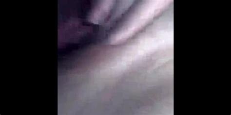 Acostadita En Mi Cama Acaricio Todo My Cuerpo Sexy Y Me Cojo Mi Vagina Con Mis Deditos Humedos