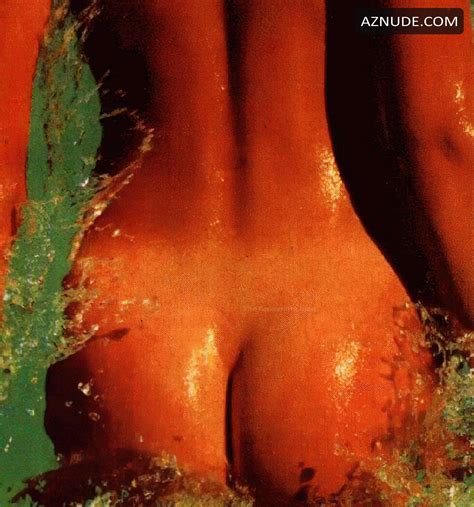 Stephanie Seymour Nude And Sexy Photo Collection Aznude