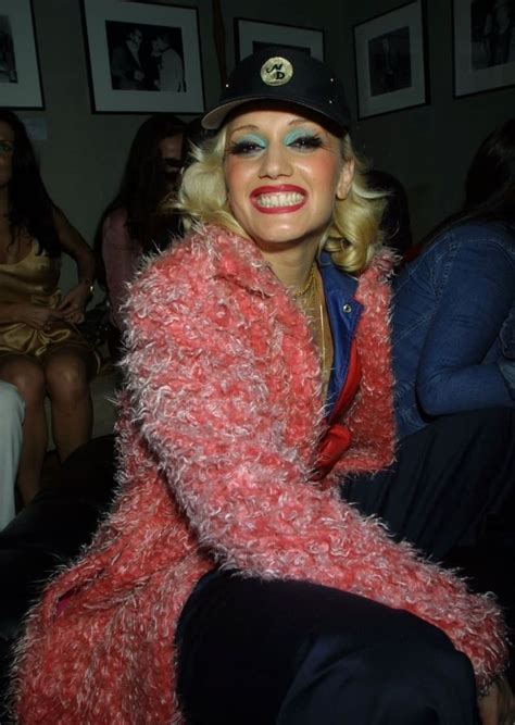 24 Times Gwen Stefani Proved That She Is Chola Glamour Personified