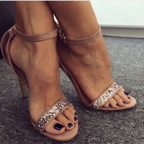 Love A Gay Man Who Paints His Toes Its So Hot