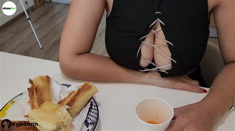 Azgin Komsum Sikilmek Icin Bahaneler Buluyor Free Sex Video RedTube