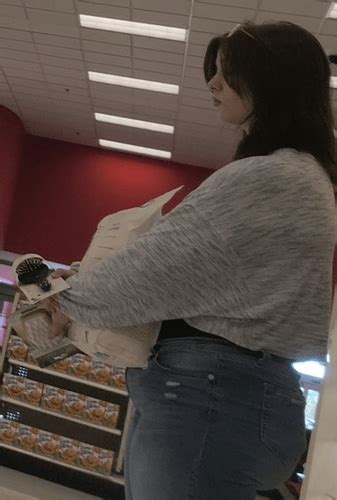 Innocent Teen Mega PAWG Unreal Natural Ass Praying I See Her Again