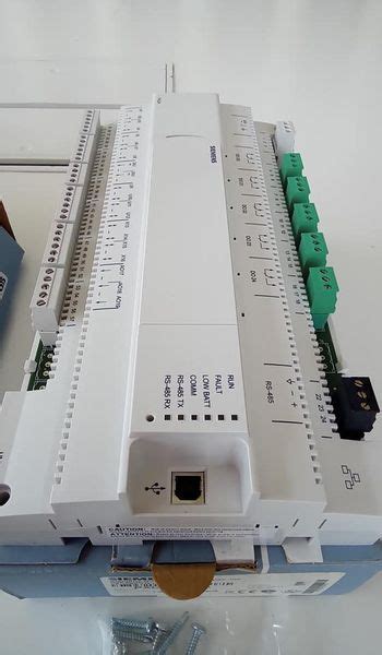 Siemens HVP Division PXC24.2 - P.A Apogee 24PT RS