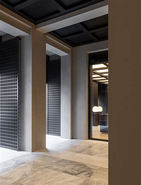 Public Transit Guide to Via Luigi Mengoni 9 in Milan 25