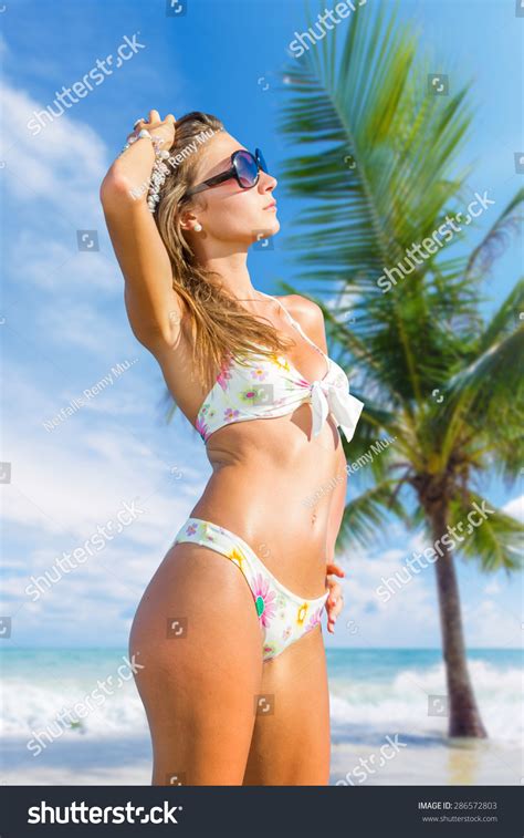 Portrait Happy Sexy Girl Bikini Posing Stock Photo 286572803 Shutterstock